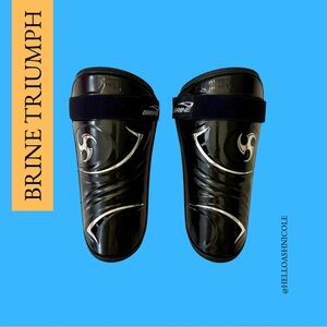 Brine Triumph G2 Soccer Black Shin Guards Size Large